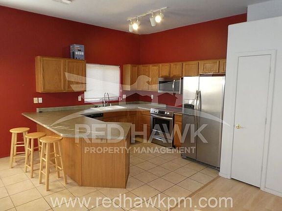3rd image of 7945 E Hampton Ave