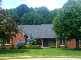6486 Deerfield Dr, Greenwood, IN 46143