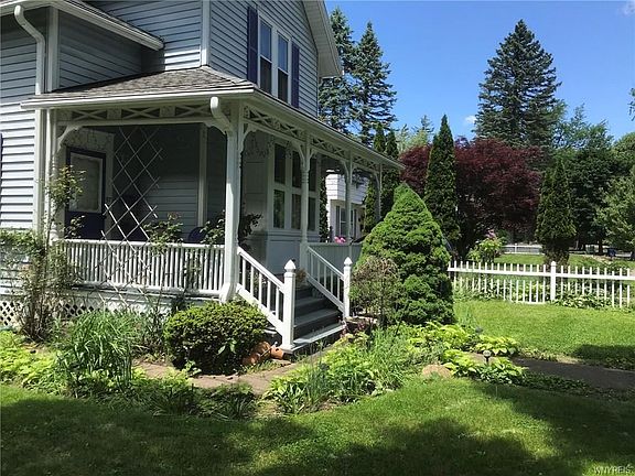 5th image of 97 Church St