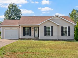 243 Golden Pond Ave, Oak Grove, KY 42262