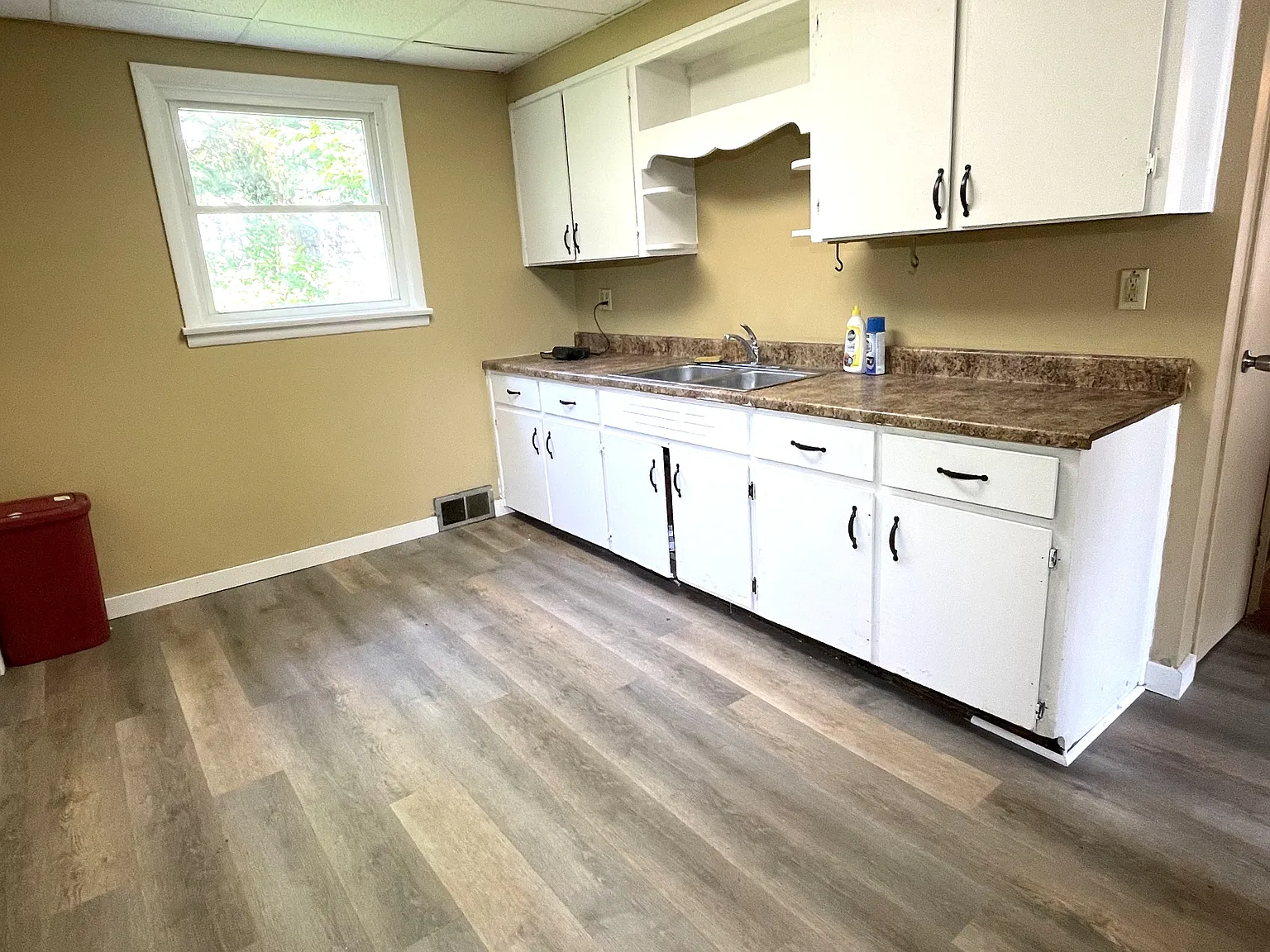 2 bed, 850 sqft, $775 — Photo 2
