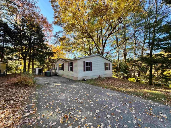 50 Willow Circle, Hartford, VT 05001