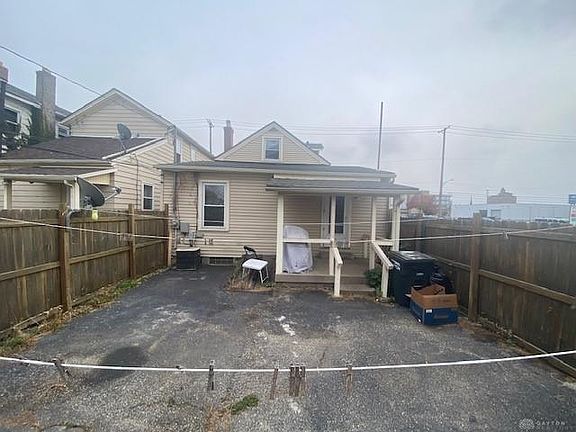 4th image of 49 White Allen Ave