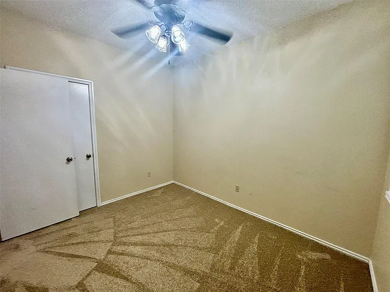 2915 Roxboro Rd — Photo 19