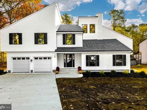 15 Bronwood Dr, Voorhees, NJ 08043