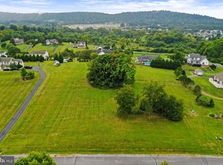 Affirmed Ct, Hedgesville, WV 25427