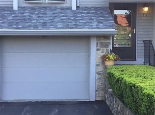 11 Shadowbrook Ln APT C, Smithfield, RI 02917