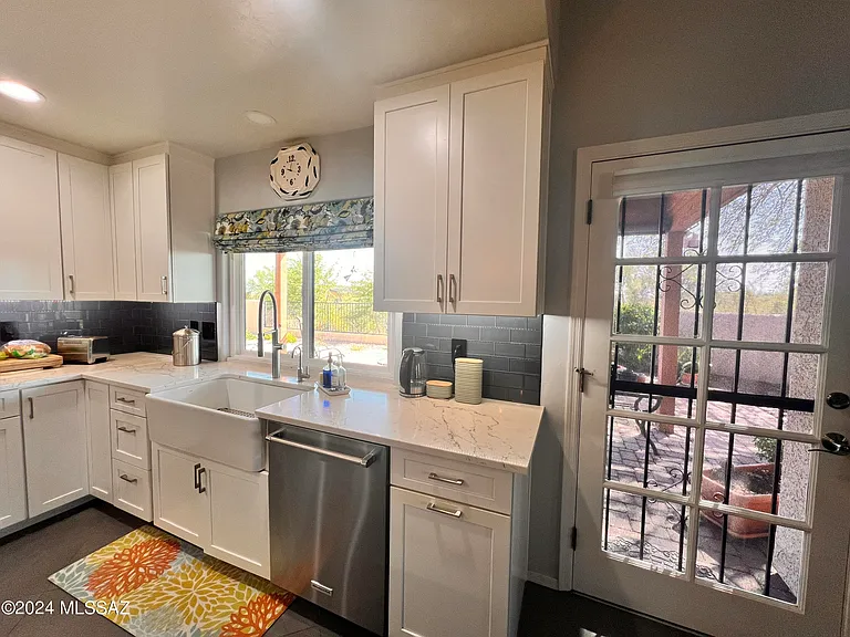 7600 N Sonoma Way — Photo 4