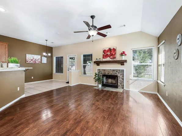 6210 Newbury Drive, Katy, TX 77449