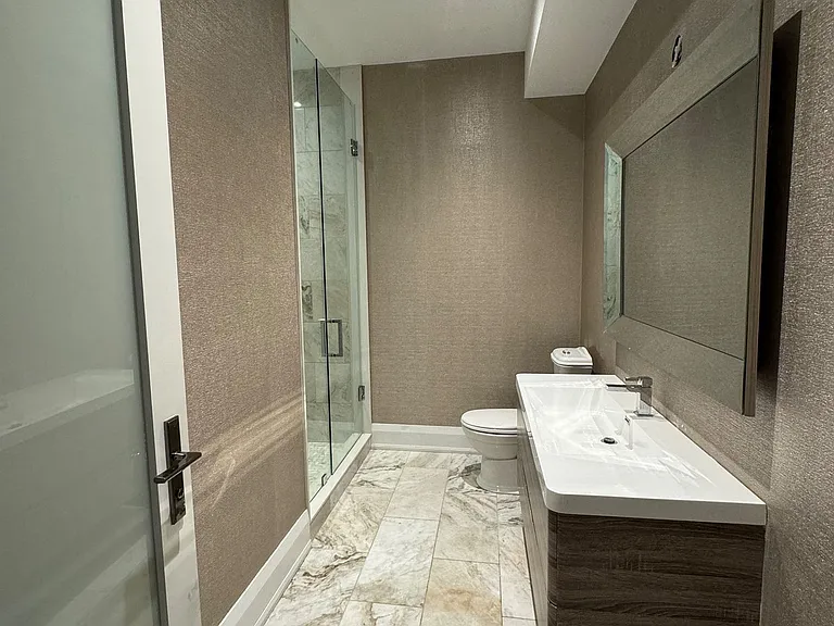 232 Duncan Rd #BST — Photo 5