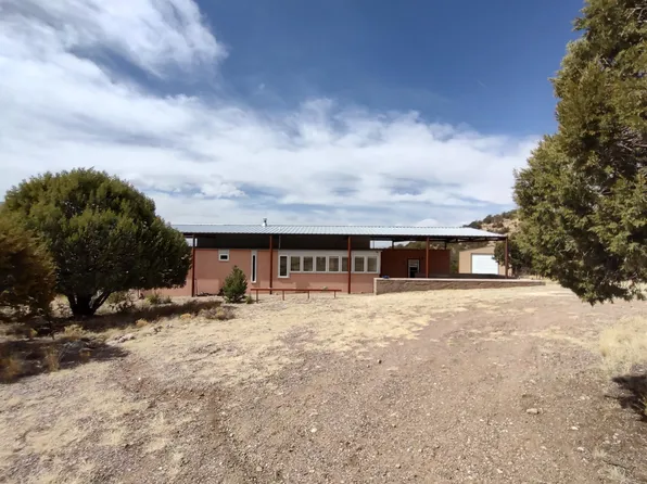 77 Wagner Ln, Magdalena, NM 87825
