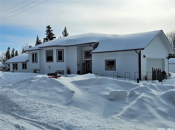 30 St Boniface AVENUE, Goodsoil, SK S0M 1A0