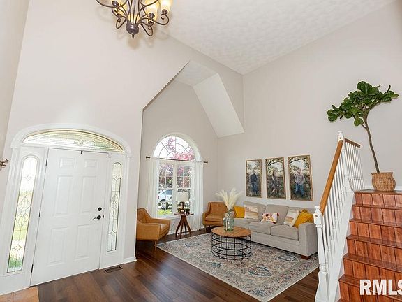 5th image of 3619 W Brenwick Dr