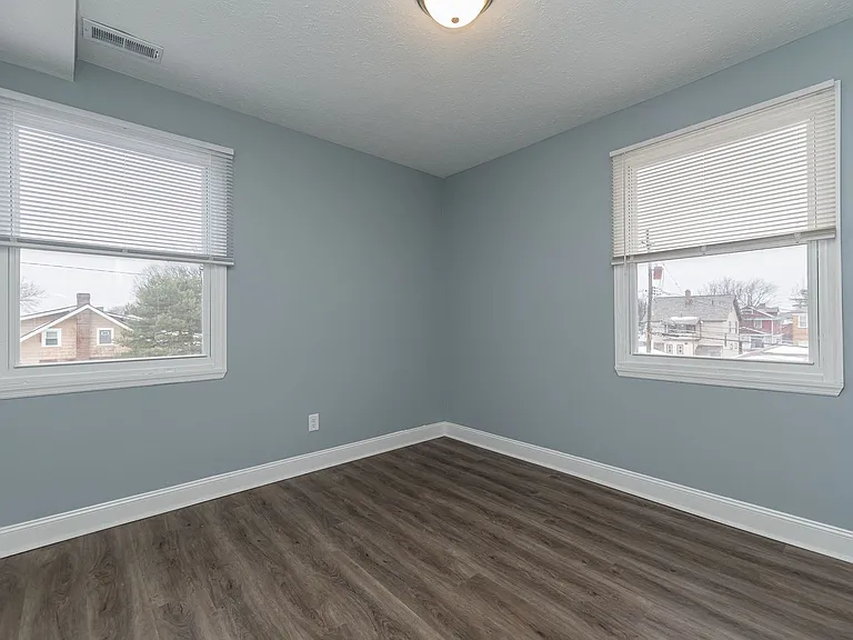 7310 Whittington Dr #16 — Photo 12