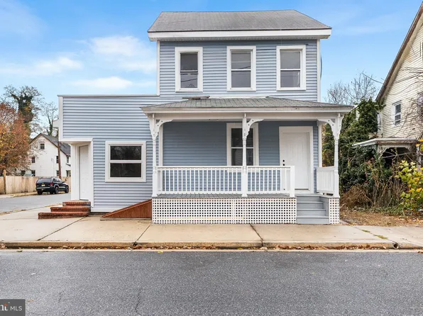 19 Olive St, Salem, NJ 08079