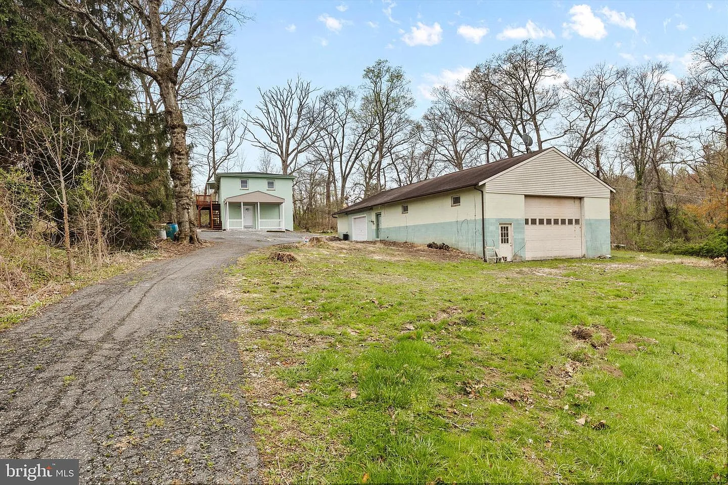 5662 Gunpowder Rd photo 1