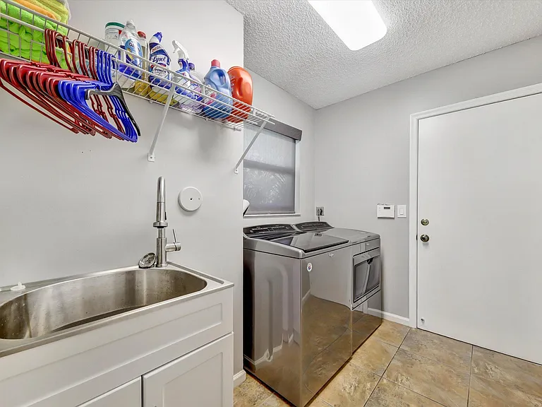 10370 NW 50th Ct — Photo 32