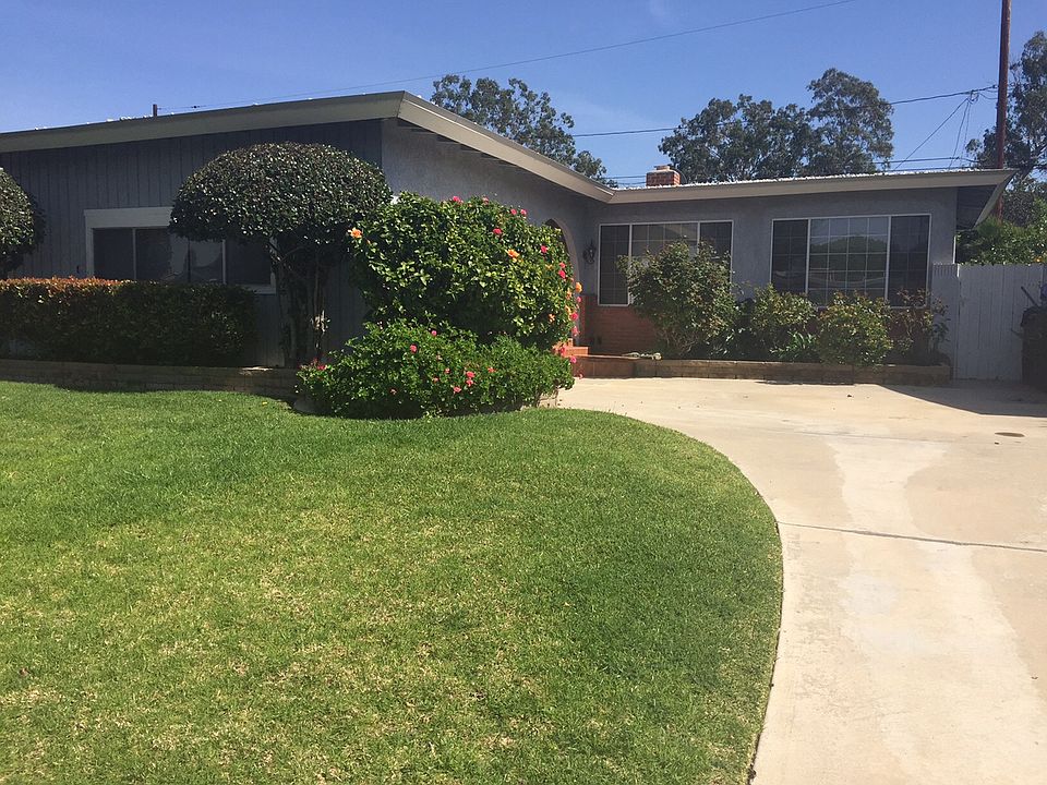 1st image of 3208 Senasac Ave