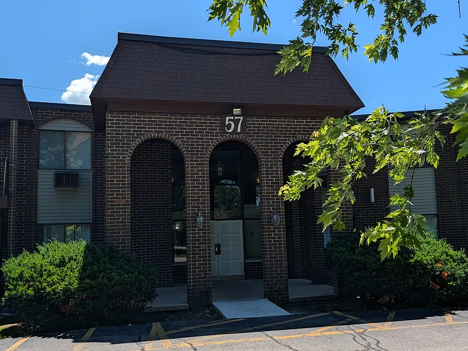 57 Washington Blvd #201