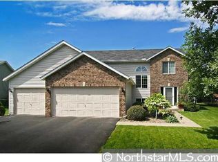 1804 Quail Dr, Shakopee, MN 55379