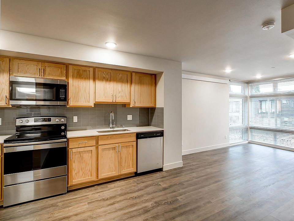 1st image of 3829 California Ave SW #210