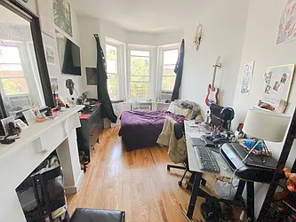 Rented by Massada Home Sales Inc