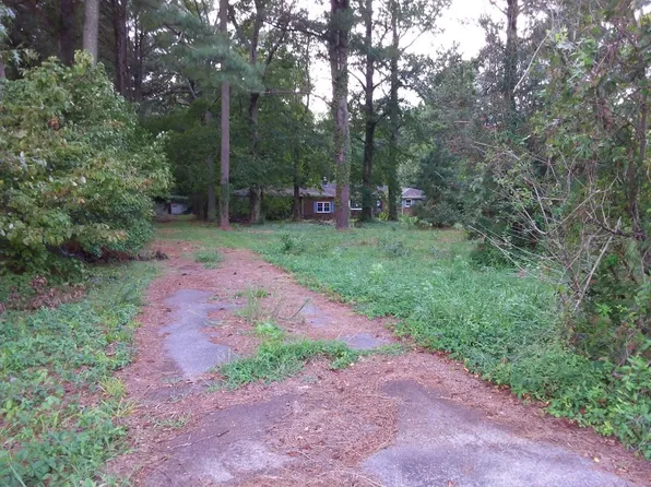 808 Shillelagh Rd, Chesapeake, VA 23323