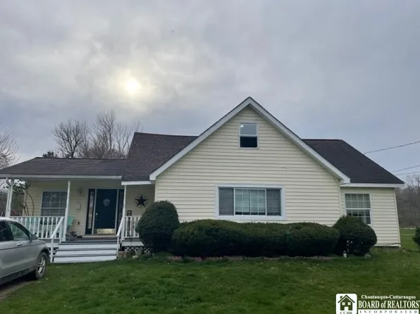 61 N 1st St, Allegany, NY 14706