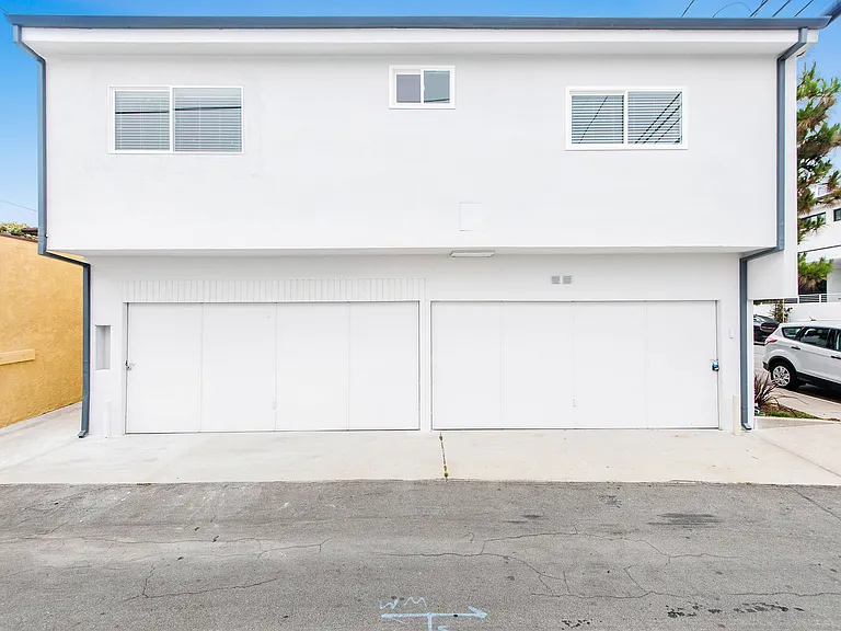 411 W Franklin Ave #2 — Photo 4
