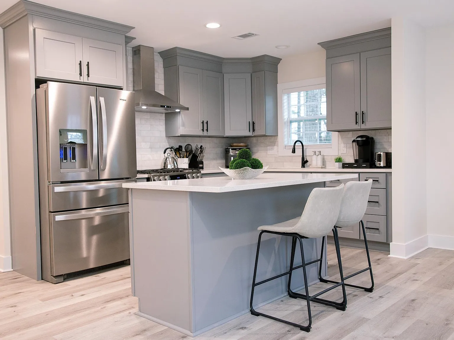 4 bed, 5.0 bath, 2300 sqft, $1,330 — Photo 4