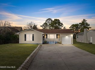 821 S Shore Drive, Southport, NC 28461