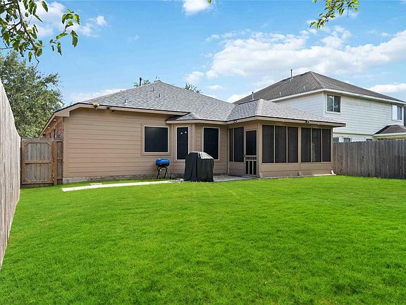 5th image of 1910 Gray Slate Drive