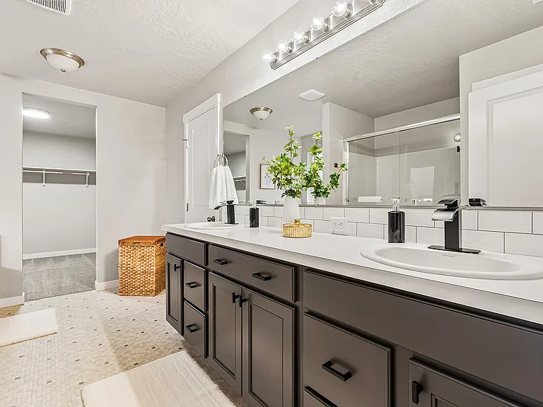3882 E Berwick Dr — Photo 25
