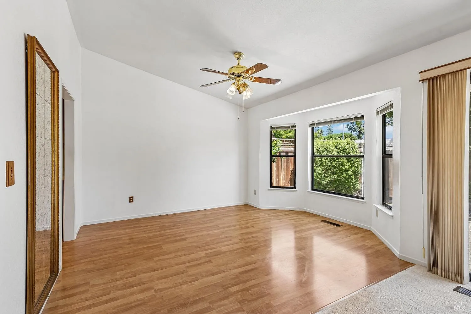 3994 Hampton Way - Photo 12