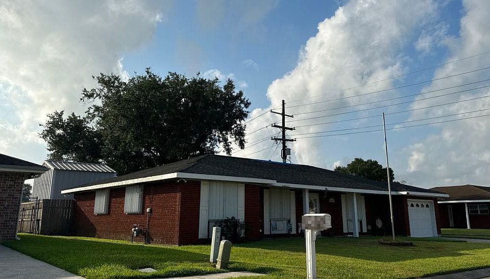 2nd image of 1067 Lecompte Dr