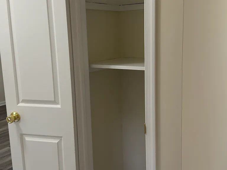 303 Green St #2 — Photo 5