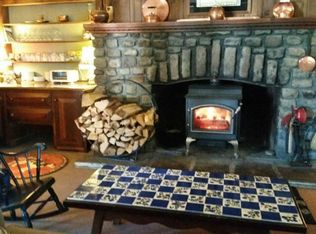 8 Melendy Hill Rd, South Londonderry, VT 05155