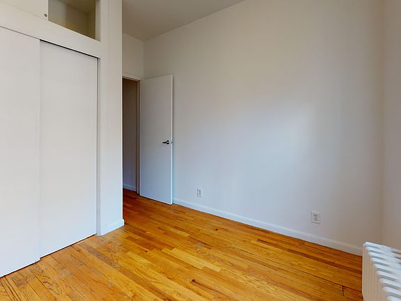 5th image of 307 E 77th St APT 2E