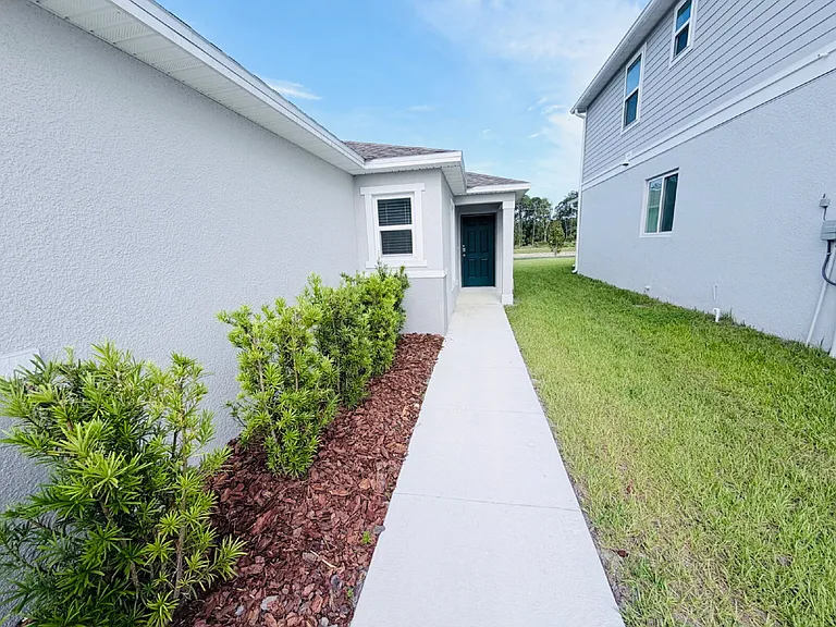 524 Carya Way — Photo 2