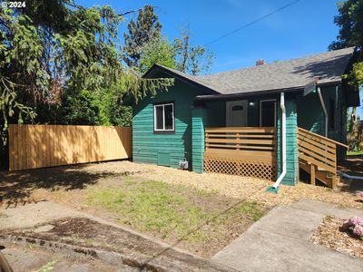 925 N Russet St, Portland, OR, 97217