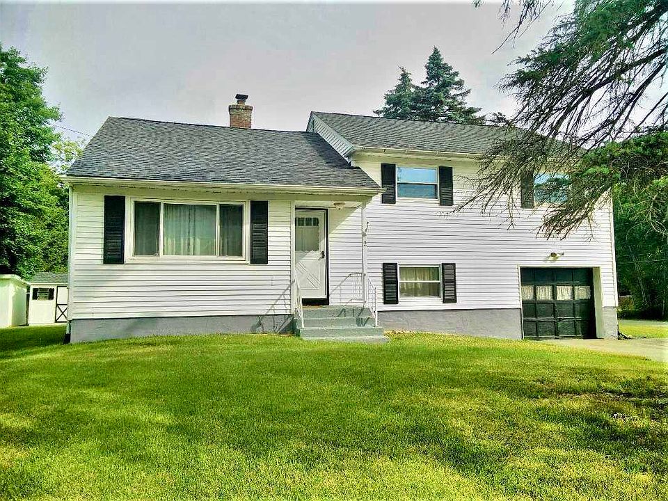 1st image of 2 Schryver Ln