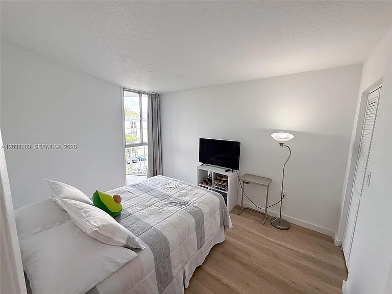 6995 NW 186th St #E509 — Photo 18