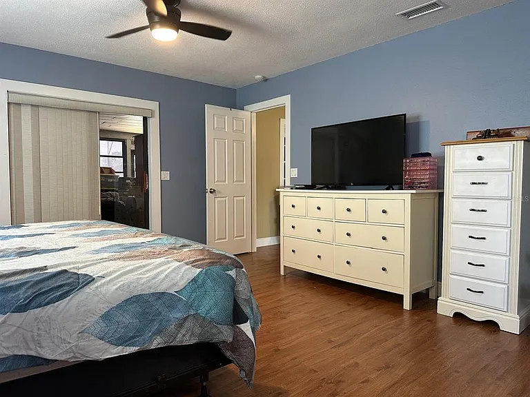 818 Mendoza Dr — Photo 31
