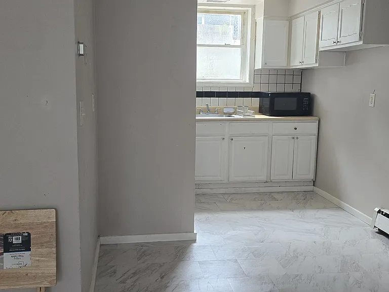 385 Stuyvesant Ave #2A — Photo 9