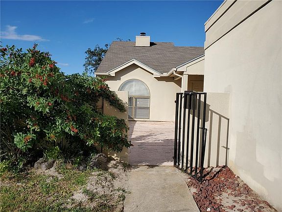 2nd image of 110 Santa Fe Dr