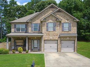 1270 Rose Terrace Cir, Loganville, GA 30052