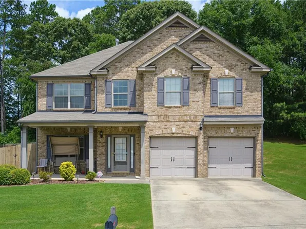 1270 Rose Terrace Cir, Loganville, GA 30052