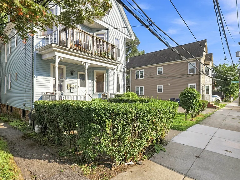 147 Murdock St #1 — Photo 28