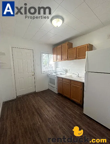217 W Sherman St — Photo 3