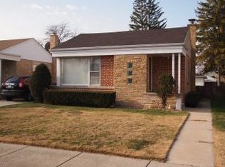 8236 Monticello Ave, Evanston, IL 60076
